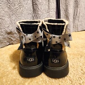 Girls Size 4 UGG Black Patent Boots